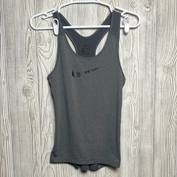 NIKE Dri Fit Grey Fitness Tank Top. Size small - Picture 1 of 5